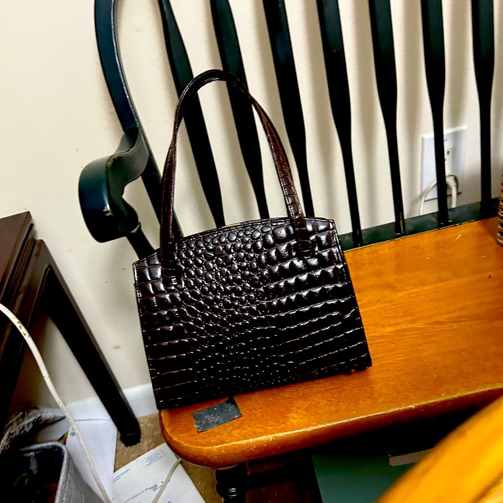 Old world Elegance ladies Genuine Alligator Handbag
